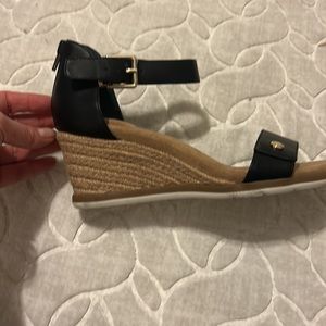 Black leather. Memory foam. Gianni Bernini. Some 8.new in box.